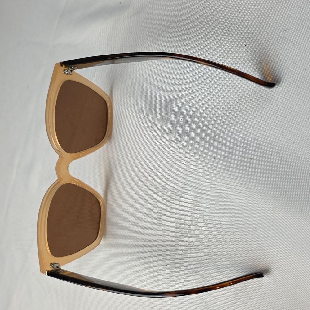 & Other Stories Womens Sunglasses Peachy/Tan Tortoise Brown Lens Black Pouch EUC - Picture 5 of 11